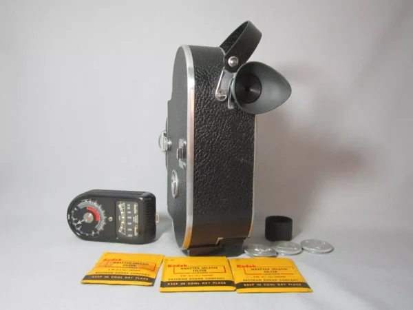 Bolex Reflex 16mm Movie Camera (No 182461) + Kern 16mm, 25mm, 75mm - Image 13