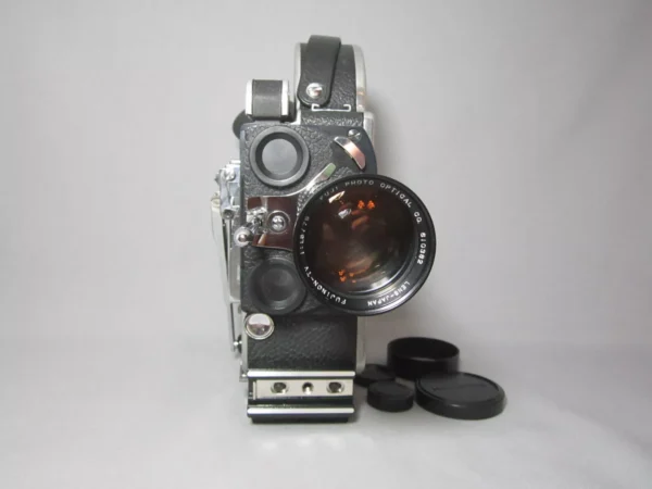 Bolex Reflex 16mm Movie Camera (No 182461) + 75mm Lens - Image 4