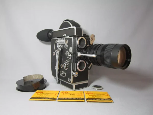 Beautiful Bolex Rex-4 16mm Movie Camera (No 249005) Package - Image 4