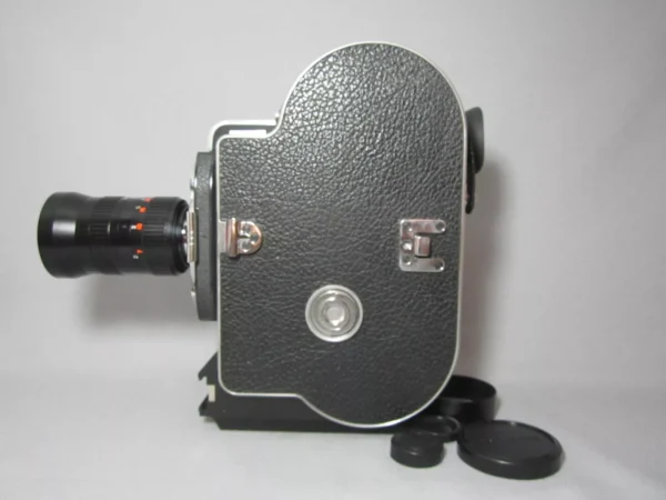 Bolex Reflex 16mm Movie Camera (No 182461) + 75mm Lens - Image 6