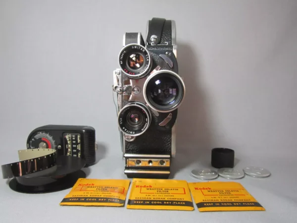 Bolex Reflex 16mm Movie Camera (No 182461) + Kern 16mm, 25mm, 75mm - Image 8