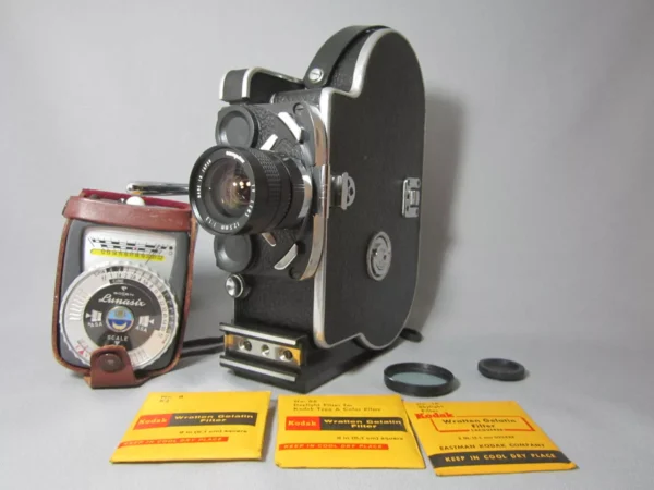 Bolex H16 Reflex 16mm Movie Camera (No 166053) + 12.5mm C-Mount Lens - Image 8