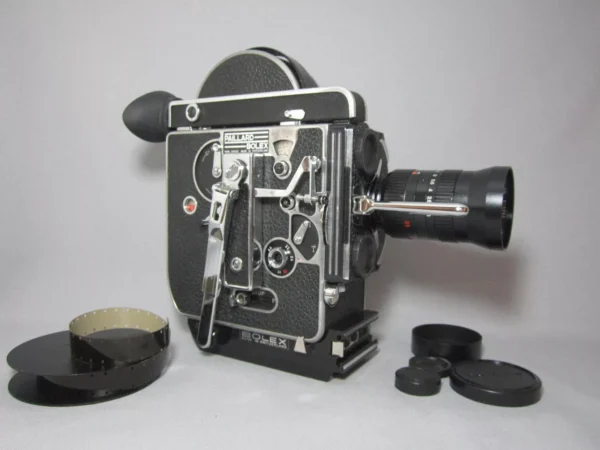 Bolex Reflex 16mm Movie Camera (No 182461) + 75mm Lens - Image 9