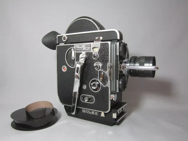 Bolex Reflex 16mm Movie Camera (No 174233) + 12.5mm C-Mount Lens - Image 3