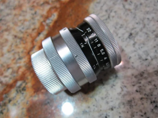 Kern H16 RX 1.4 / 25mm C-Mount Lens (No 751720) - Image 2