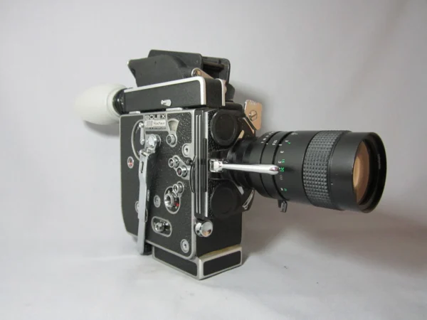 Bolex Rex-5 16mm Movie Camera (No 233523) + 75mm C-Mount Zoom Lens - Image 4
