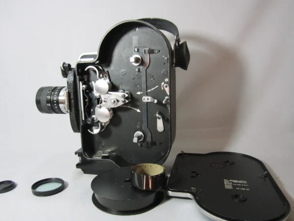 Bolex Rex Reflex 16mm Movie Camera (No 185048) + 12.5mm C-Mount Lens - Image 11