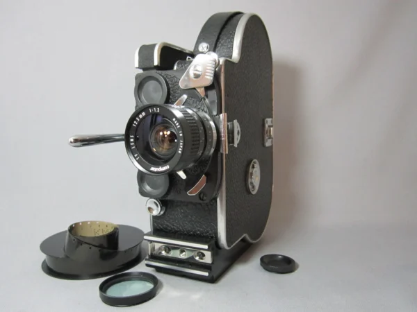 Bolex Rex Reflex 16mm Movie Camera (No 185048) + 12.5mm C-Mount Lens - Image 7
