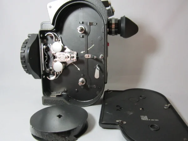 Super-16 Conversion! NOS Bolex EBM 16mm Movie Camera (No 308192) - Image 9