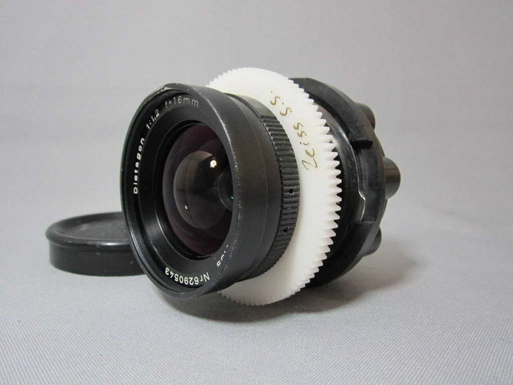 Super-16 Zeiss Distagon Superspeed 1.2 / 16mm PL-Mount Lenses - Image 2