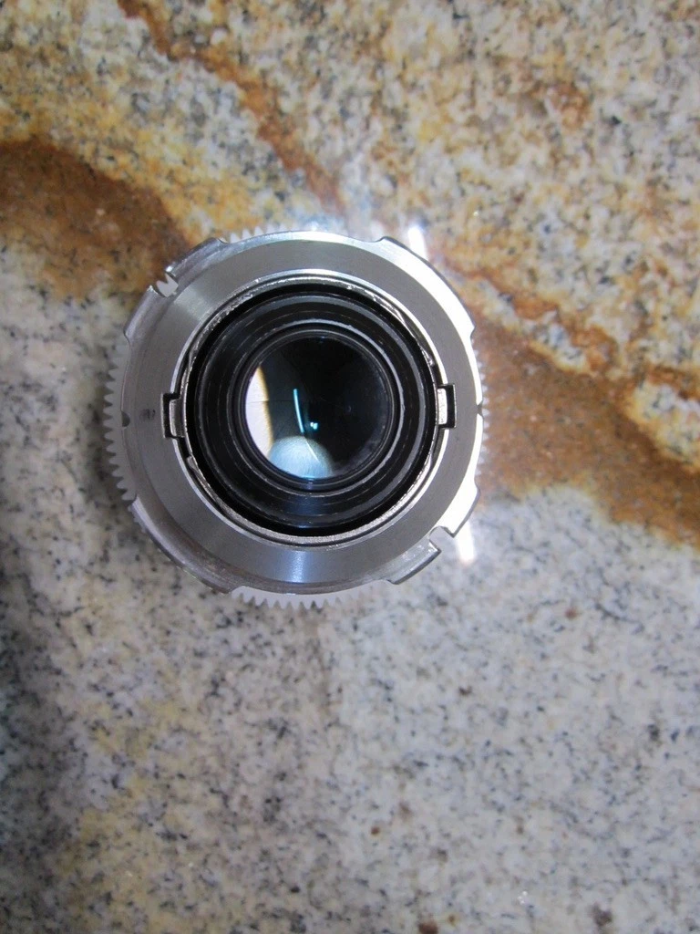 Super-16 Zeiss Distagon Superspeed 1.2 / 16mm PL-Mount Lenses - Image 7