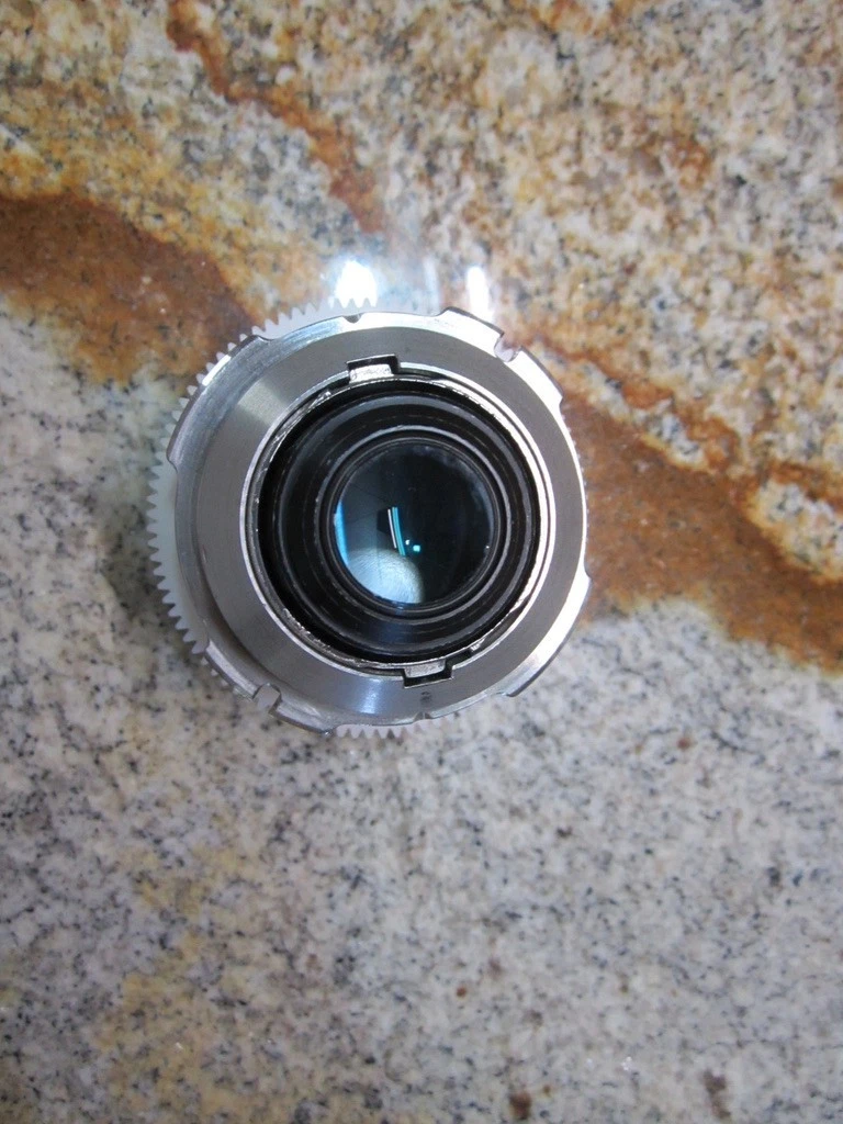 Super-16 Zeiss Distagon Superspeed 1.2 / 16mm PL-Mount Lenses - Image 8