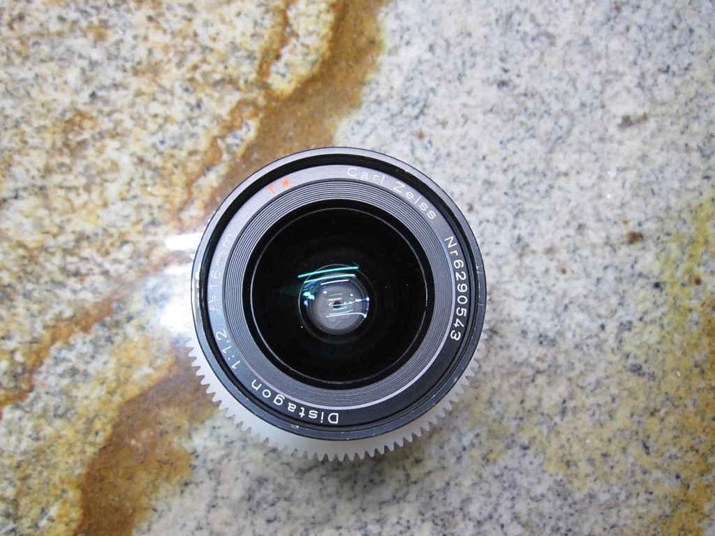 Super-16 Zeiss Distagon Superspeed 1.2 / 16mm PL-Mount Lenses - Image 9